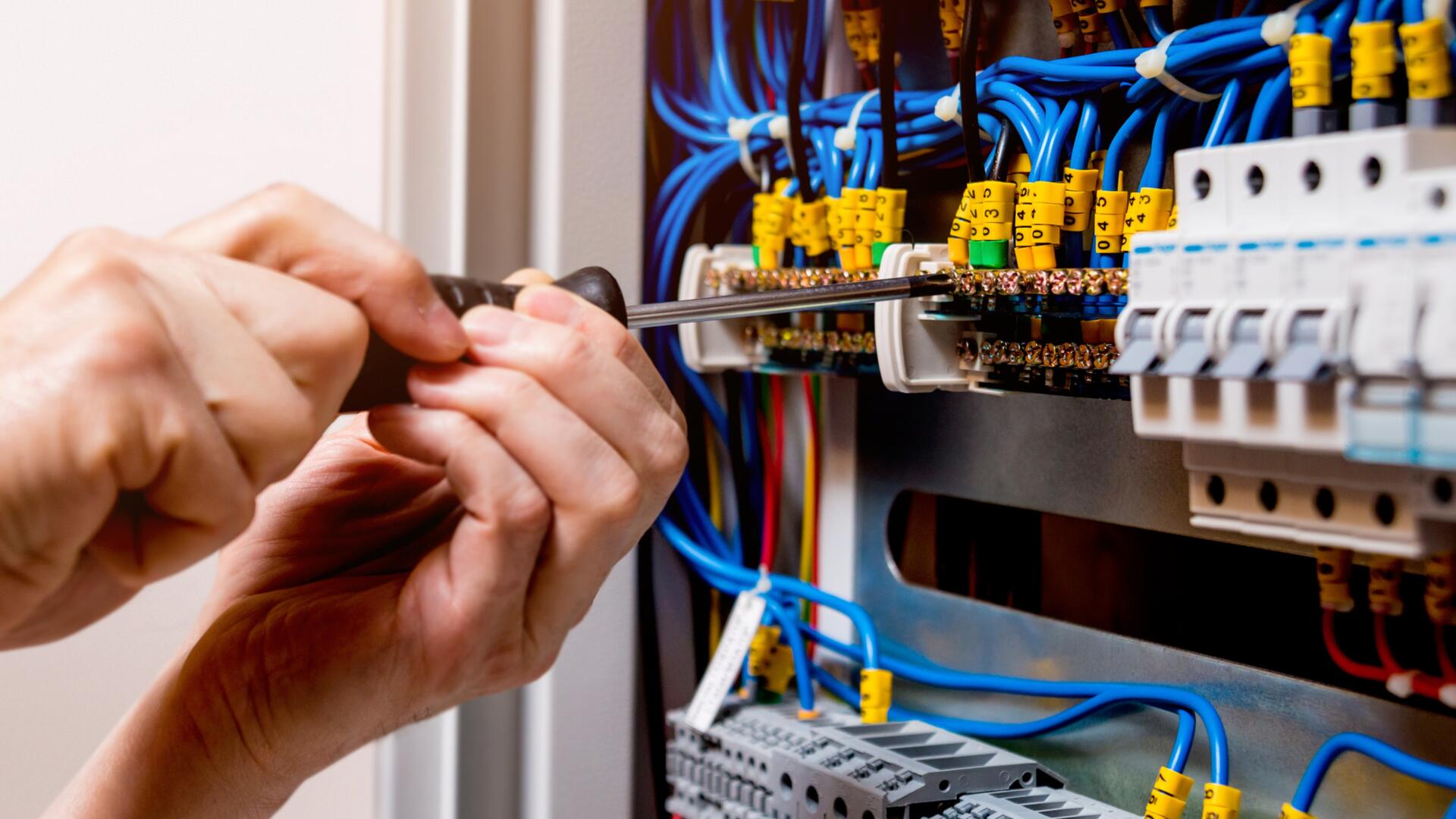 Servicios de Electricidad en Jávea - Soluciones Eléctricas Integrales en Javea