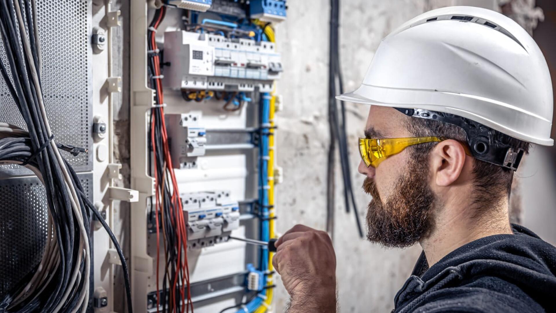 Sobre Nosotros - Electricista Javea - Soluciones Eléctricas Profesionales en Javea